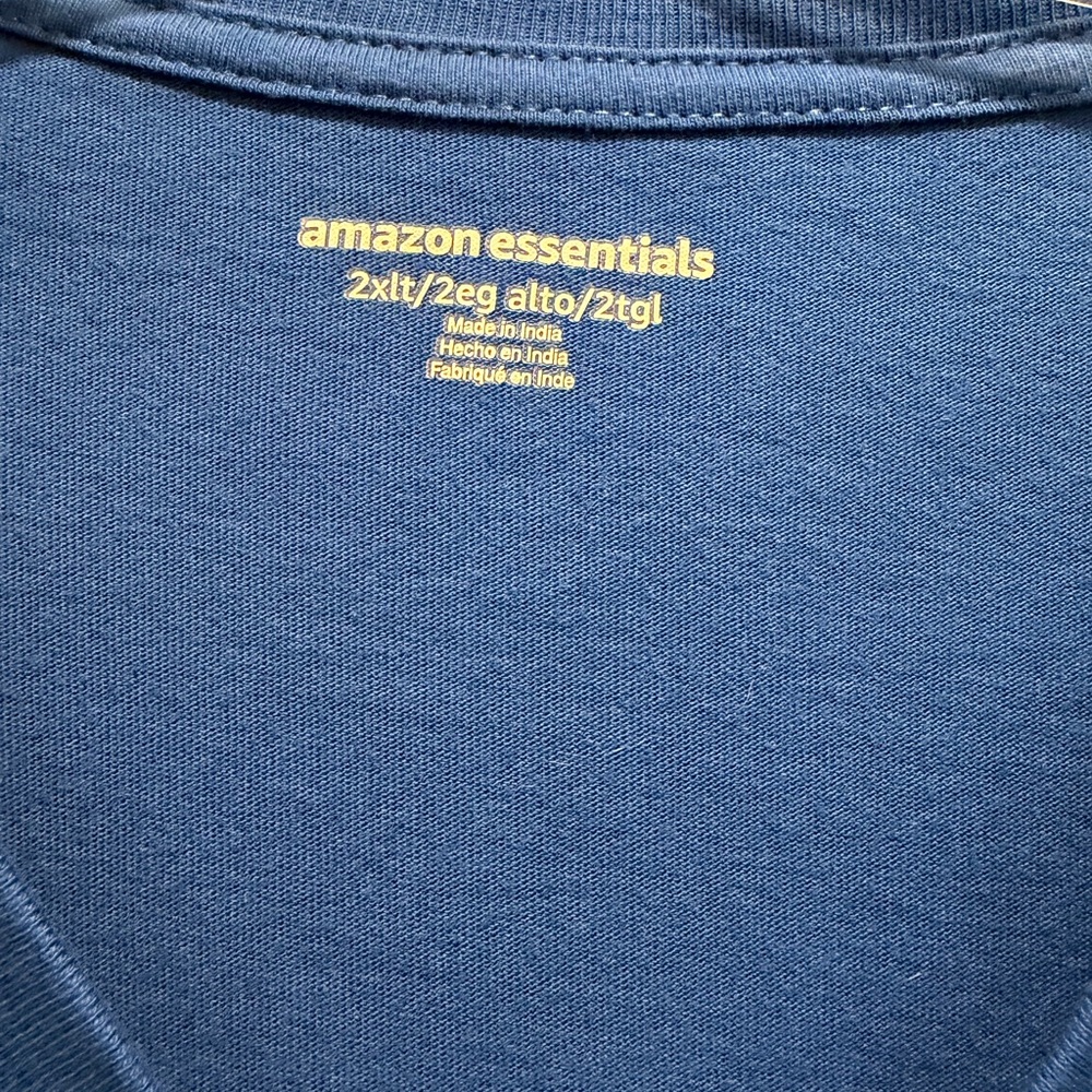 Amazon Essentials Blue Pocket Tee - Picture 2 of 3
